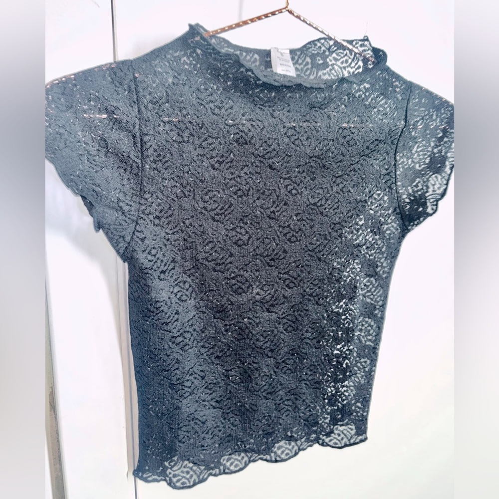 Lace Floral Junior’s Small Top - Black